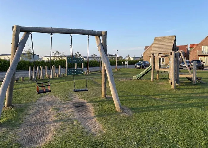 High Tide - Part Of The The Bay Village With Pool, Gym And Direct Access, Pub, Restaurant, Tennis And Meadows Walks Filey