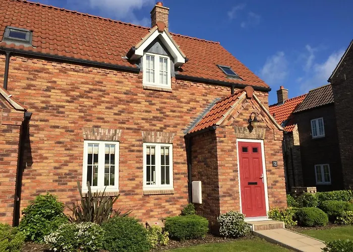 High Tide - Part Of The The Bay Village With Pool, Gym And Direct Access, Pub, Restaurant, Tennis And Meadows Walks Filey