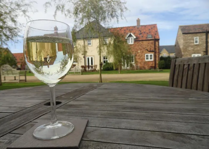 Holiday home High Tide - Part Of The The Bay Village With Pool, Gym And Direct Access, Pub, Restaurant, Tennis And Meadows Walks *