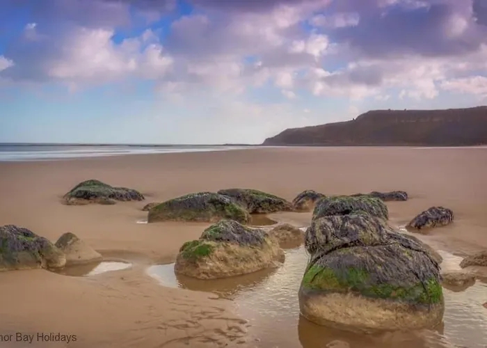 High Tide - Part Of The The Bay Village With Pool, Gym And Direct Access, Pub, Restaurant, Tennis And Meadows Walks Holiday home