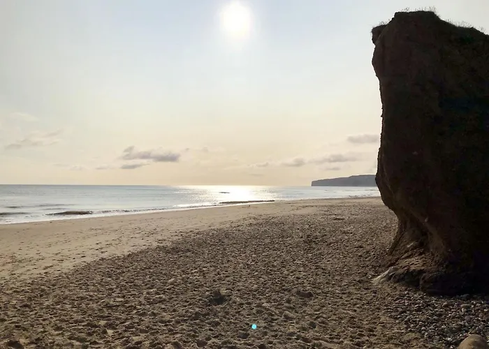 High Tide - Part Of The The Bay Village With Pool, Gym And Direct Access, Pub, Restaurant, Tennis And Meadows Walks Filey