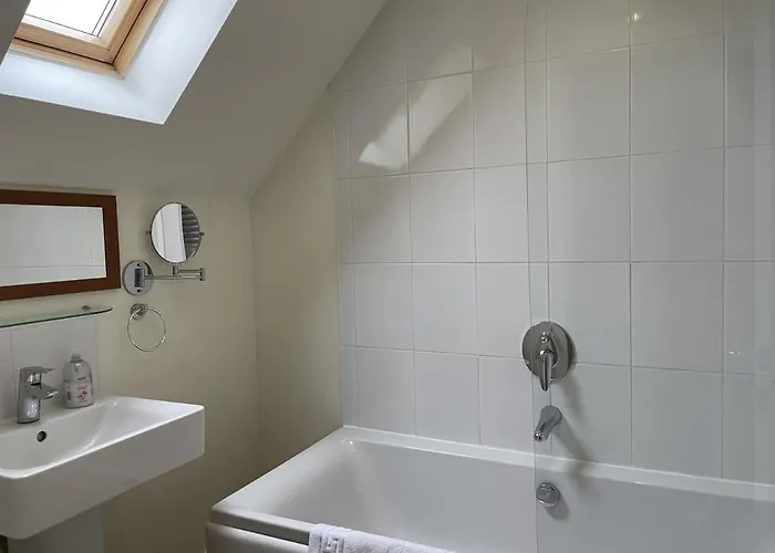 High Tide - Part Of The The Bay Village With Pool, Gym And Direct Access, Pub, Restaurant, Tennis And Meadows Walks