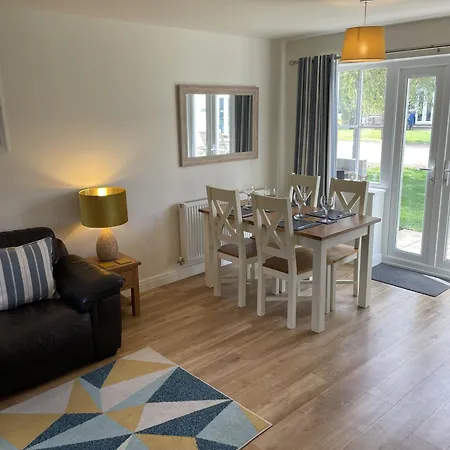 High Tide - Part Of The The Bay Village With Pool, Gym And Direct Access, Pub, Restaurant, Tennis And Meadows Walks * ファイリー