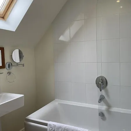 High Tide - Part Of The The Bay Village With Pool, Gym And Direct Access, Pub, Restaurant, Tennis And Meadows Walks